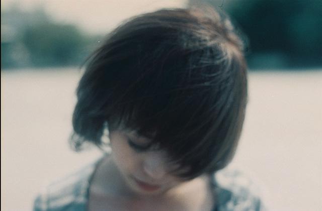 悲しみ女性