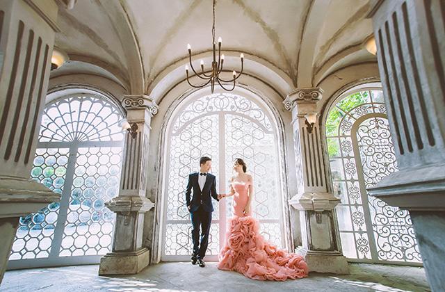 男女(結婚・遠目全身)