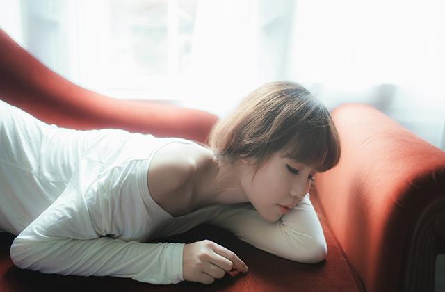 女性