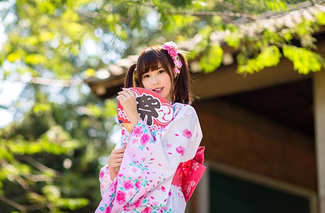女性(綺・明72・浴衣・団扇)